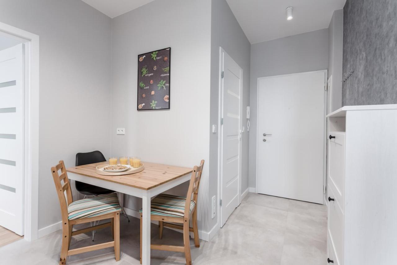 Chill Apartments Ursynow Varşovia Exterior foto