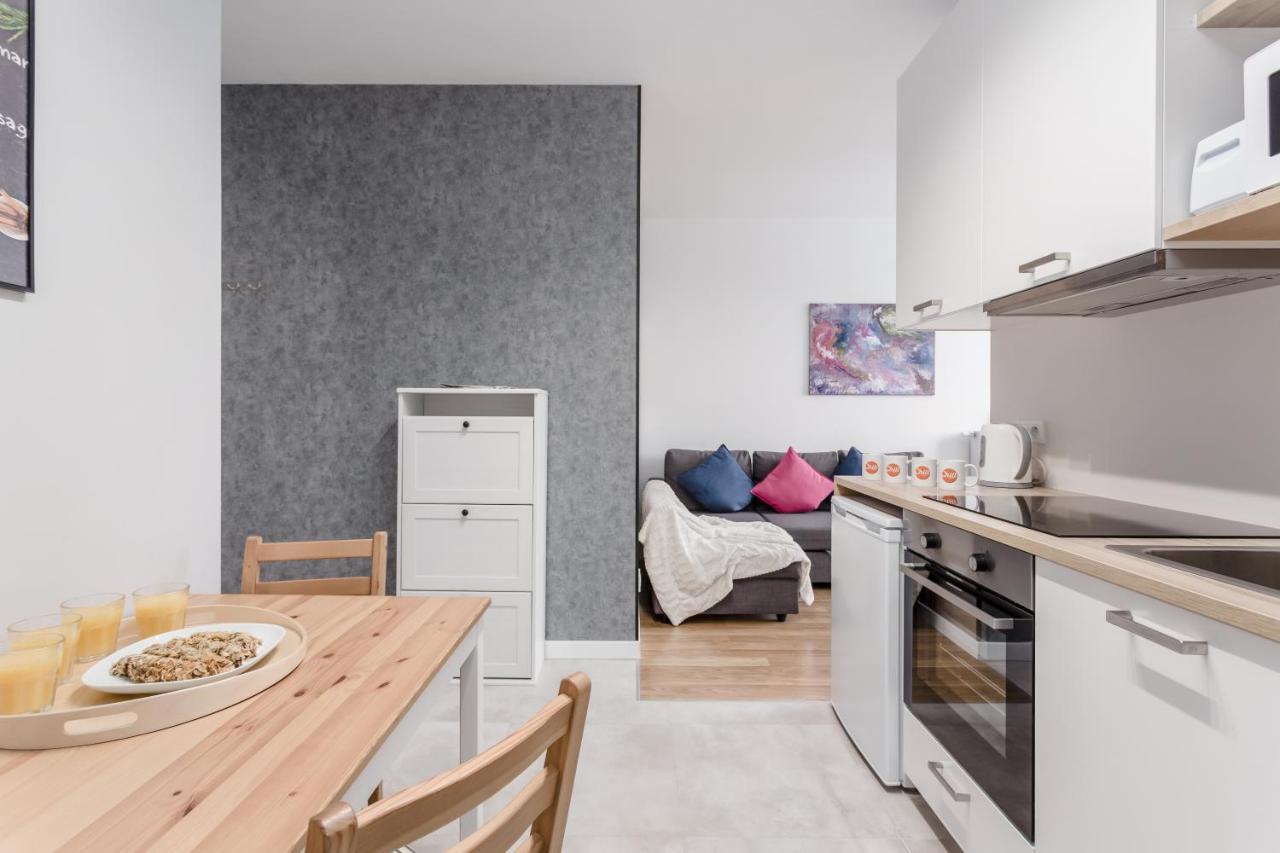 Chill Apartments Ursynow Varşovia Exterior foto